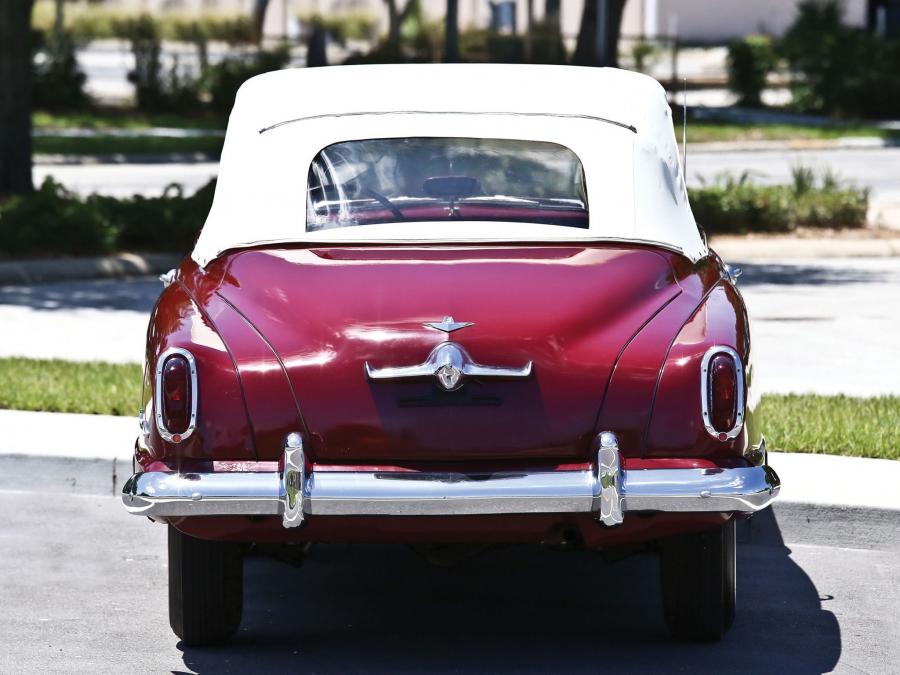  Studebaker Commander State Convertible 1951 года  (фото 24 из 32)